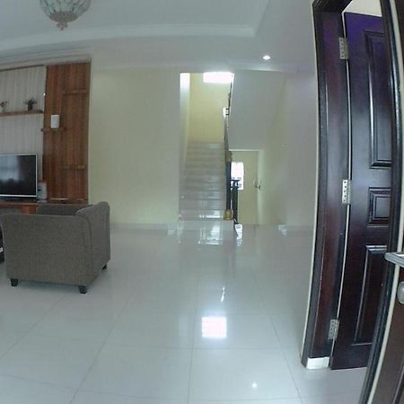 Villa Dira Bogor Zewnętrze zdjęcie
