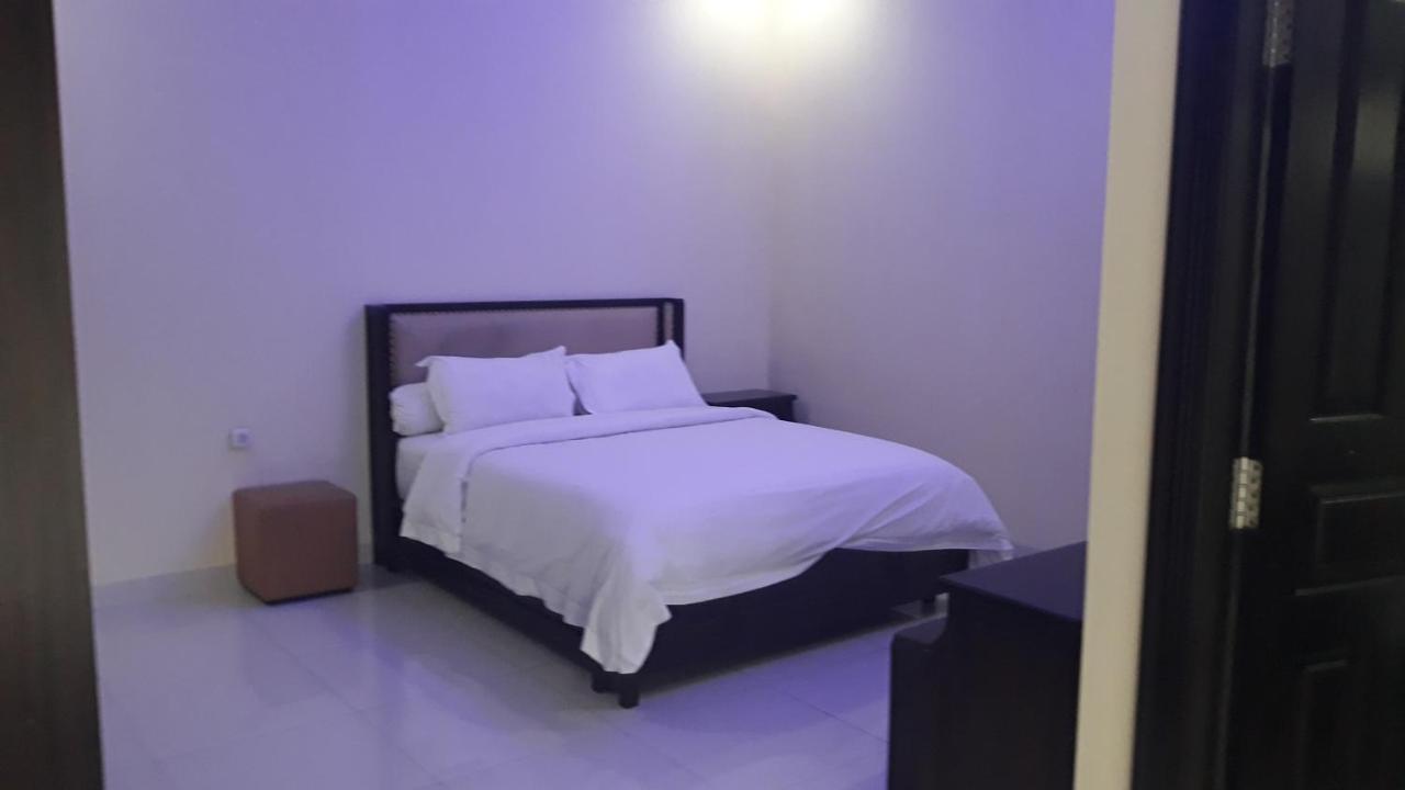 Villa Dira Bogor Zewnętrze zdjęcie