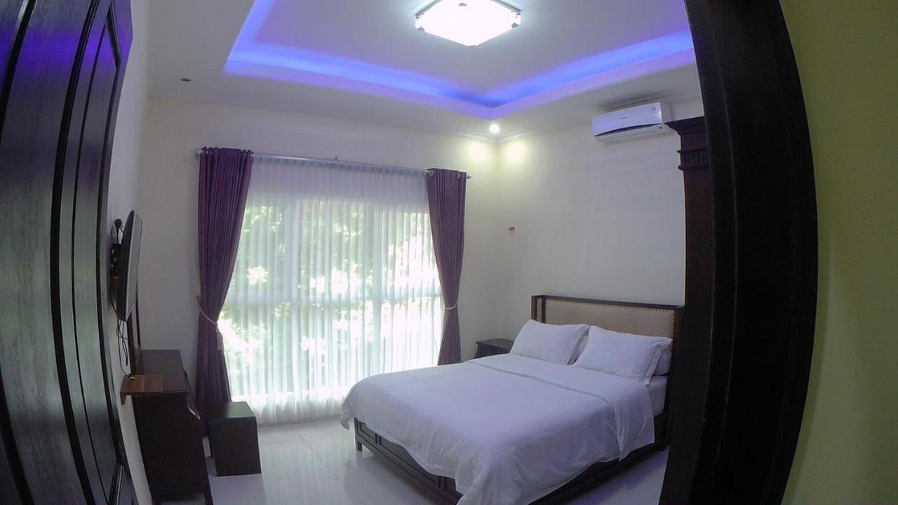 Villa Dira Bogor Zewnętrze zdjęcie
